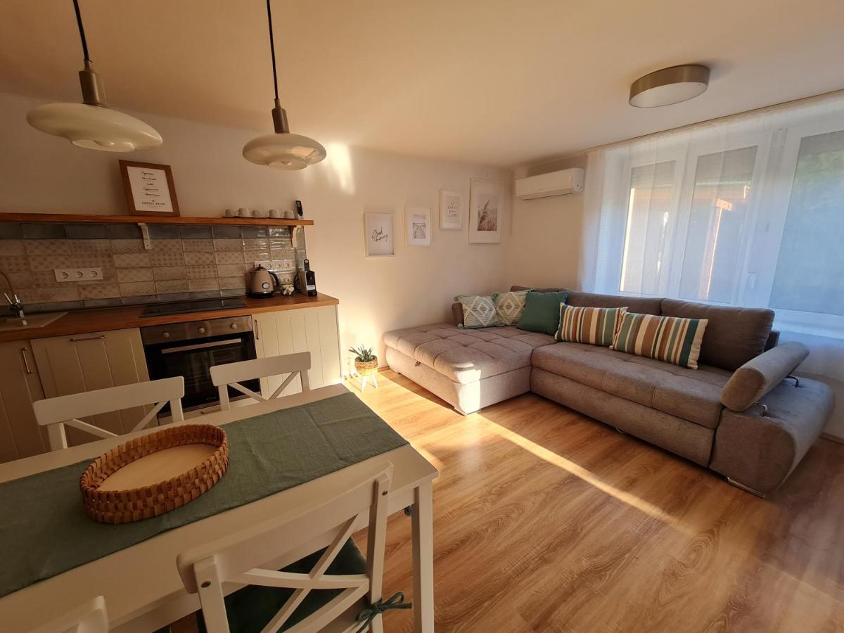 Darnay20 Vendeghaz Apartman Gyenesdiás